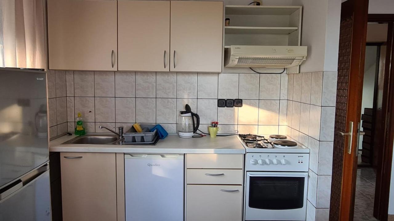 Apartmani Jelena Петрчане Экстерьер фото