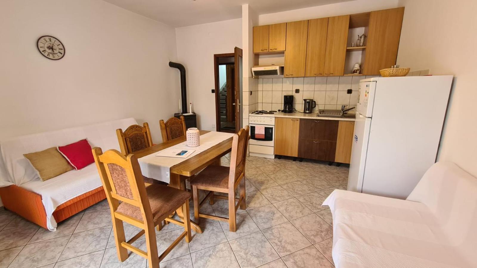Apartmani Jelena Петрчане Номер фото